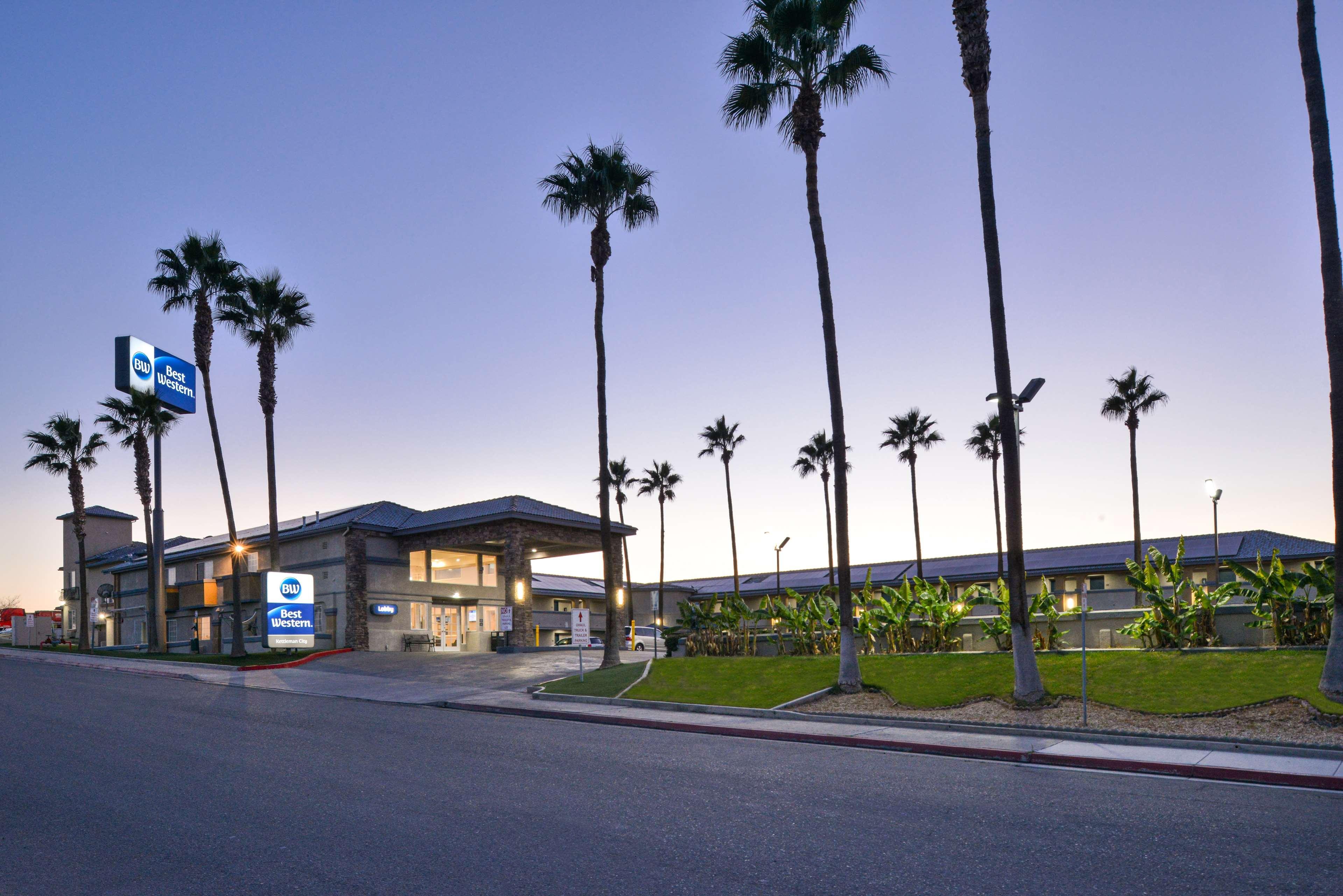 Best Western Kettleman City Inn & Suites Экстерьер фото